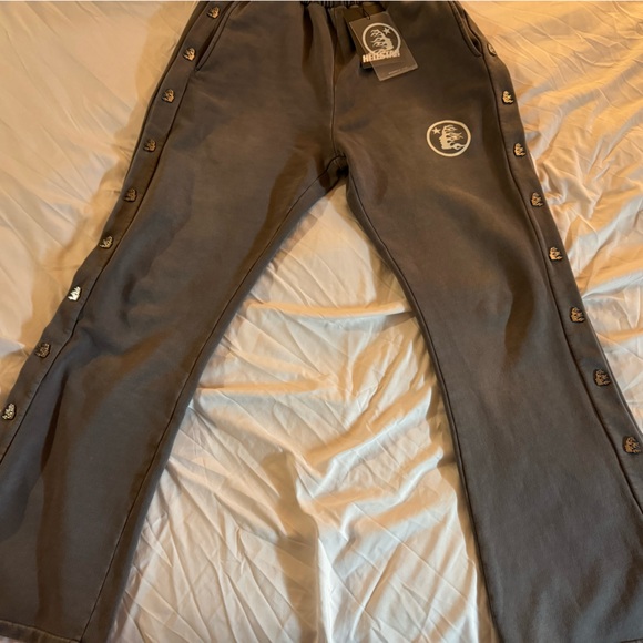 Hellstar Mirror Face washed flare pants